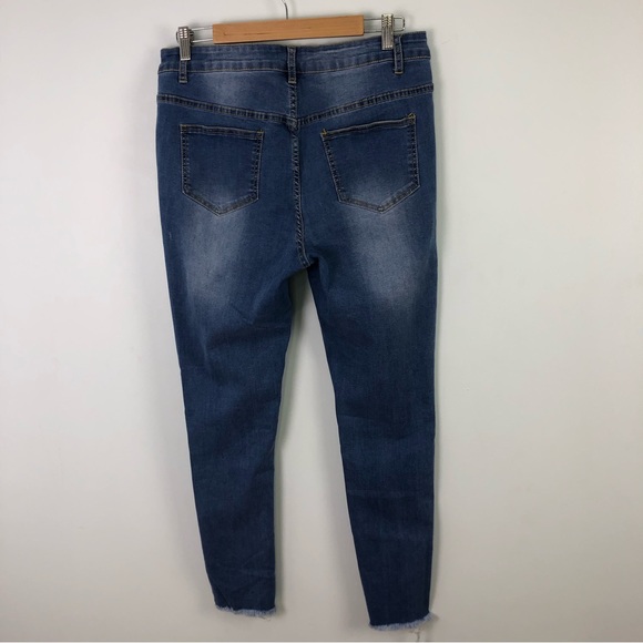 Between Us Distressed Light Wash Blue Jeans Size 18 - Picture 2 of 13